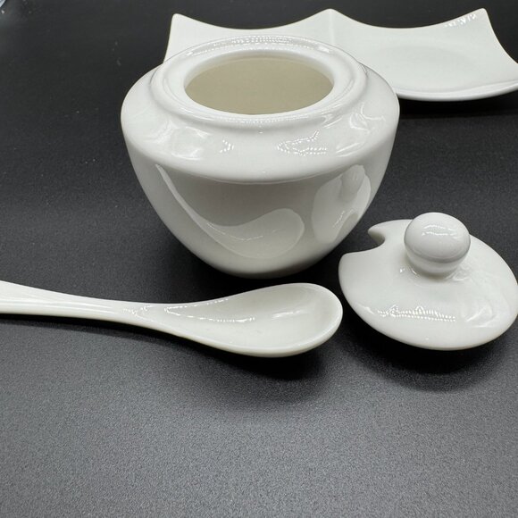 Stokes White Porcelain Sugar and Creamer 5 pces Set - Picture 5 of 9